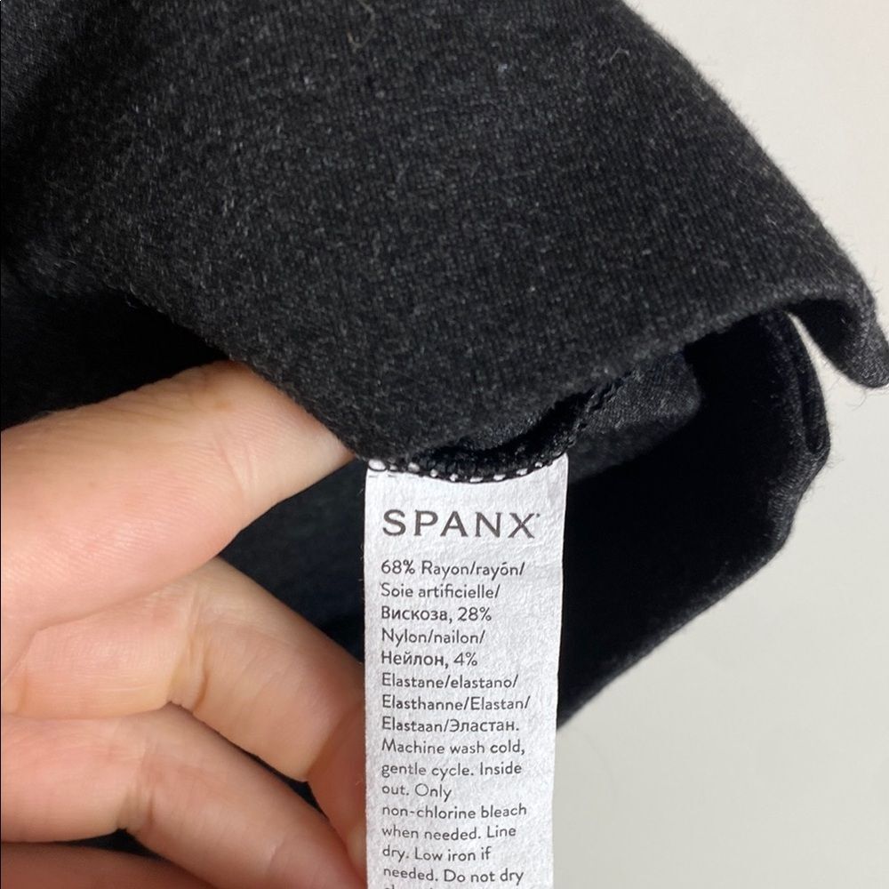 Spanx The Funnel Neck Top Charcoal Short Sleeve Size XS - Picture 7 of 9